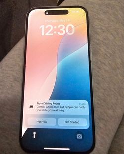 iPhone 16 128 GB unlocked