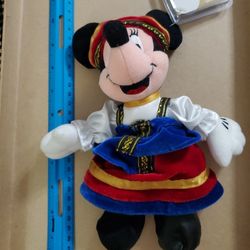 Vintage Disney Globe Trotting Russian Minnie Mouse Plush The Disney Store