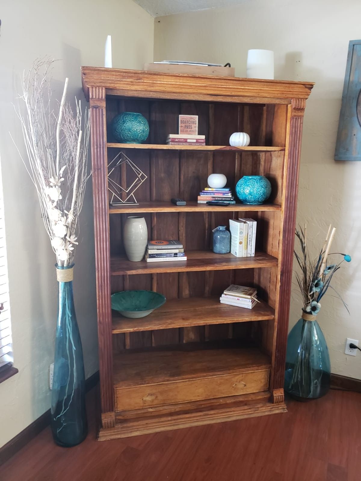 Farm style bookshelve