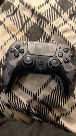 PS5 DualSense Gray Camo Wireless Controller
