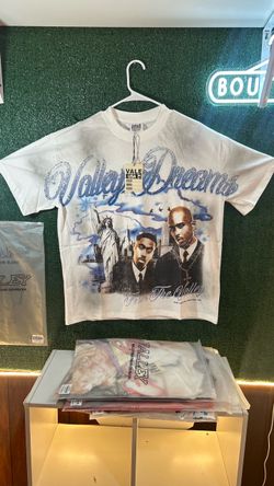 Valley tee available in small, medium