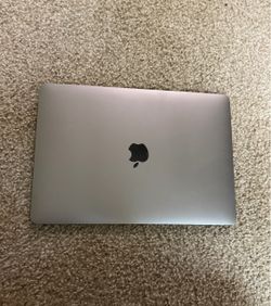 Macbook air 13” 256gb 8RAM