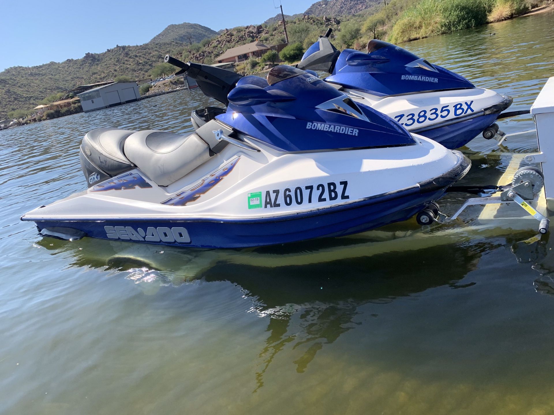 2 Jet Ski Sea Doo 2002 GTX 951 DI direct injection 2 Strokes engines ...