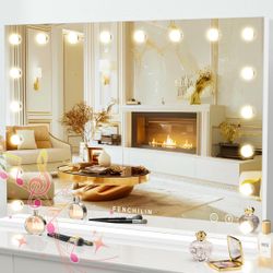 Gorgeous 32x24 Vanity Mirror With Bluetooth New!!