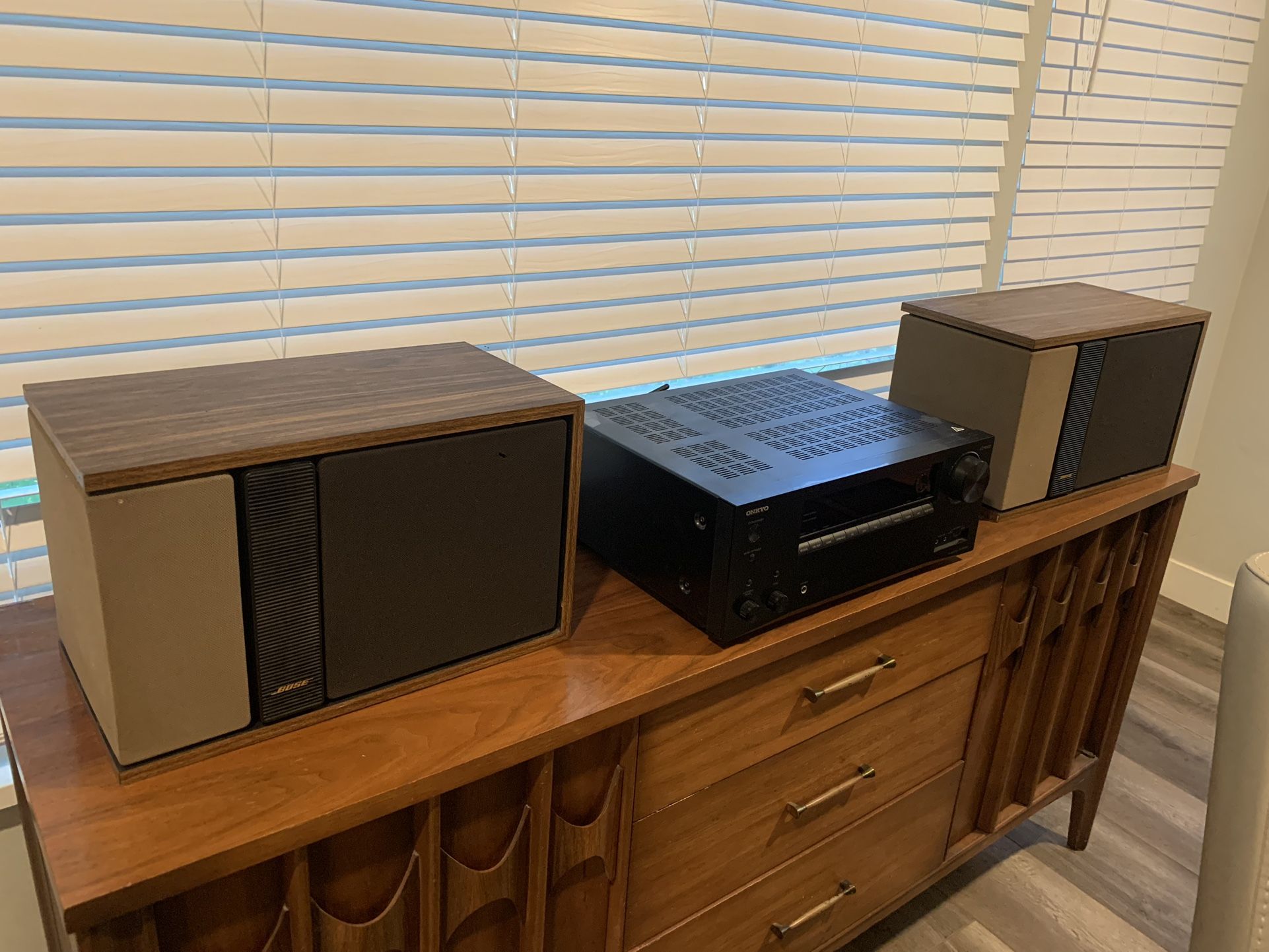 Bose 301 Series II Speakers. Work Perfectly And Sound Great. All