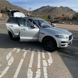 2019 Jaguar F-Pace