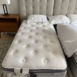 Twin Beds With Mattress 