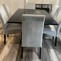 🔥🔥Dining Table & 6 Chairs 🔥🔥