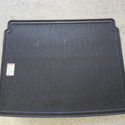Hyundai Tucson Reversable Cargo Tray 