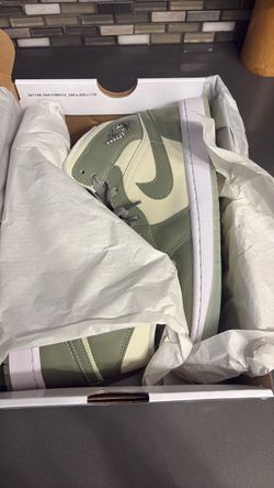 Women Air Jordan 1 Mid Se