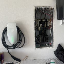 Tesla And All Electric Vehicle Wall Charger And Nema Plugs Connection