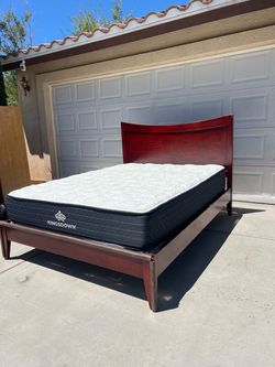Queen Solid Wood Bed W/ Kingsdown Mattress & Nightstand!