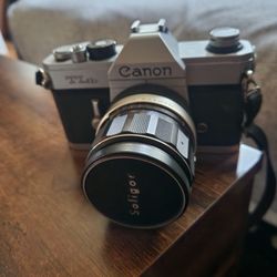 Vinttage Canon 35mm Camera
