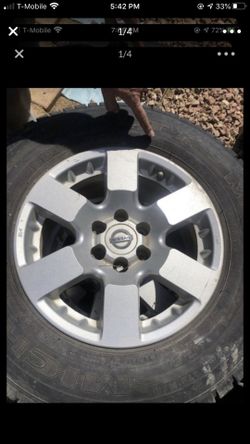 Nissan Michelin wheel and tire 225/75/16