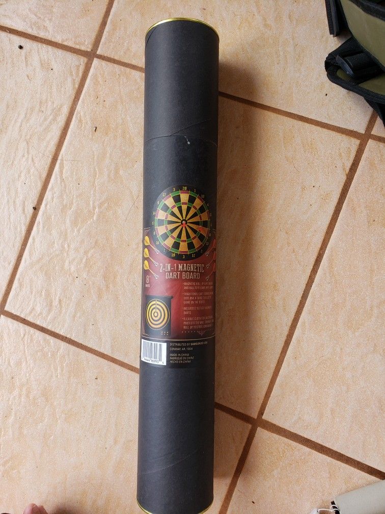 2 In 1 Magnetic Dart Board