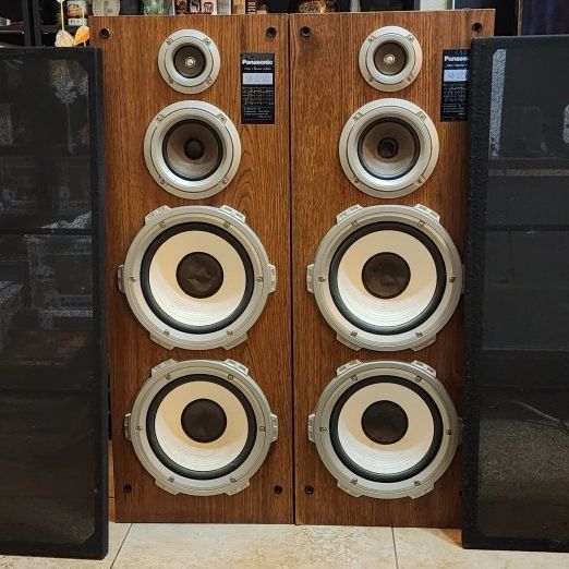 Vintage Panasonic SB-273DTall Box Speaker Set for Sale in