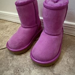 Uggs 6C