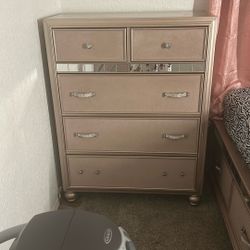 Full Size Bedroom Set 