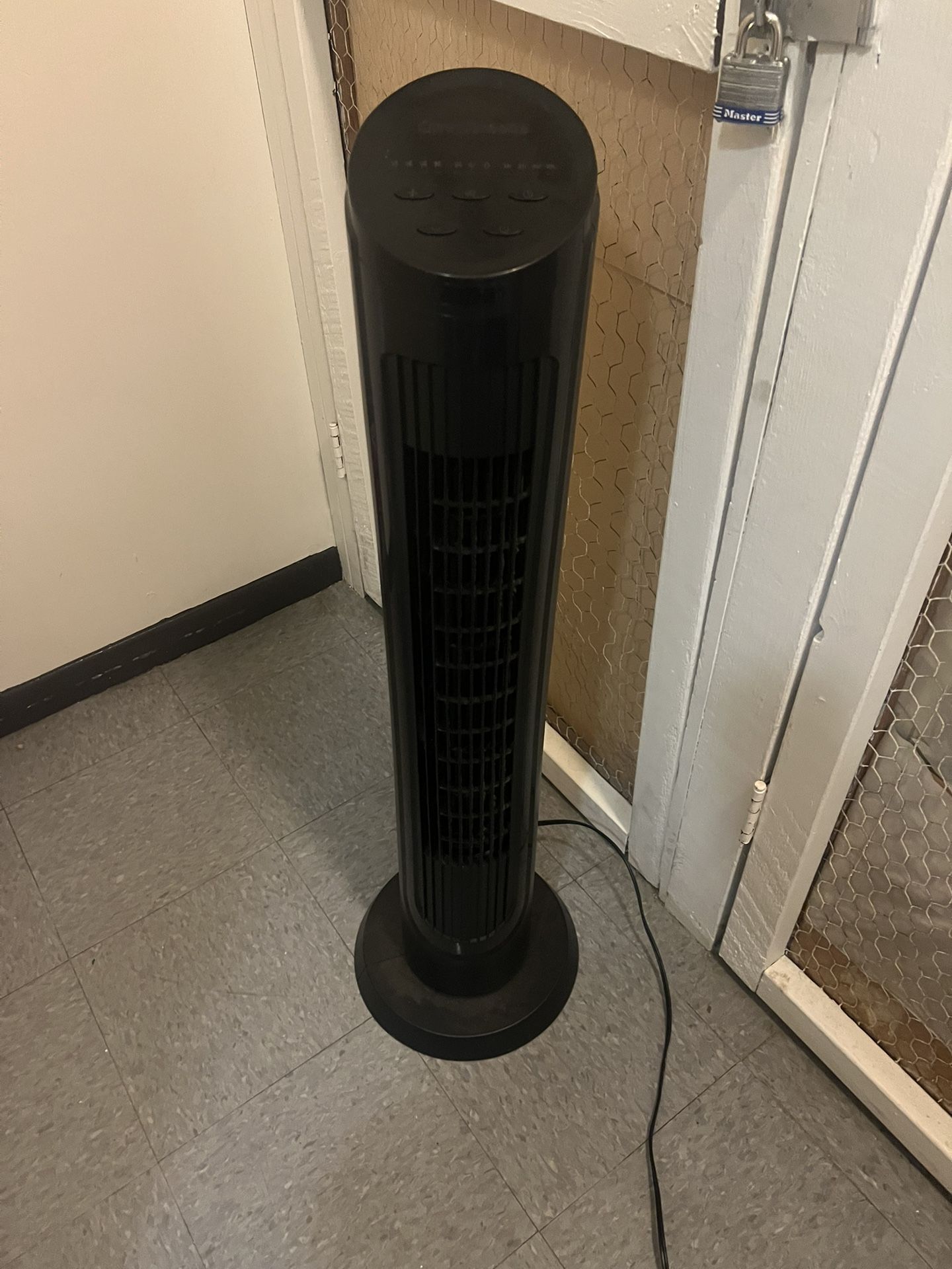 Omni Breeze Fan *Moving Sale*