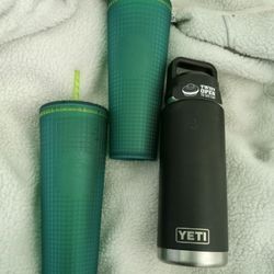 On The Go: Portable Mug Set