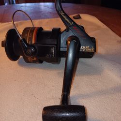 Shakespeare Fishing Reel Spinning 