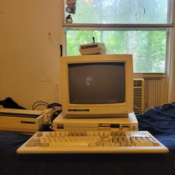 Tandy 1000 SL (missing Only Paper Items)