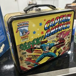 Comic & Collectibles 