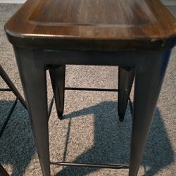 Deluxe Bar Stools