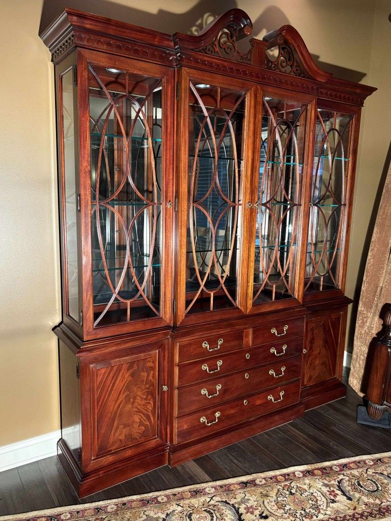 Thomasville Cabinet  Make A Offer 