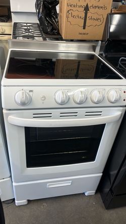 24’ White Electric Stove