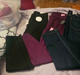 New juniors size 16 Justice jeans/celebrity pink Jeggings (color purple)