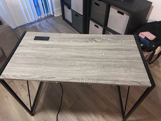 Foldable desk 29.5” height