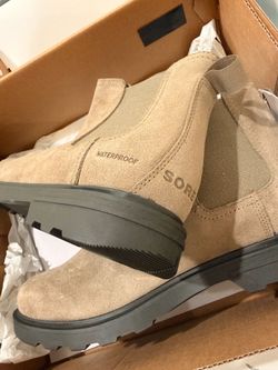Sorel Cyprus Chelsea size 10.5 boots