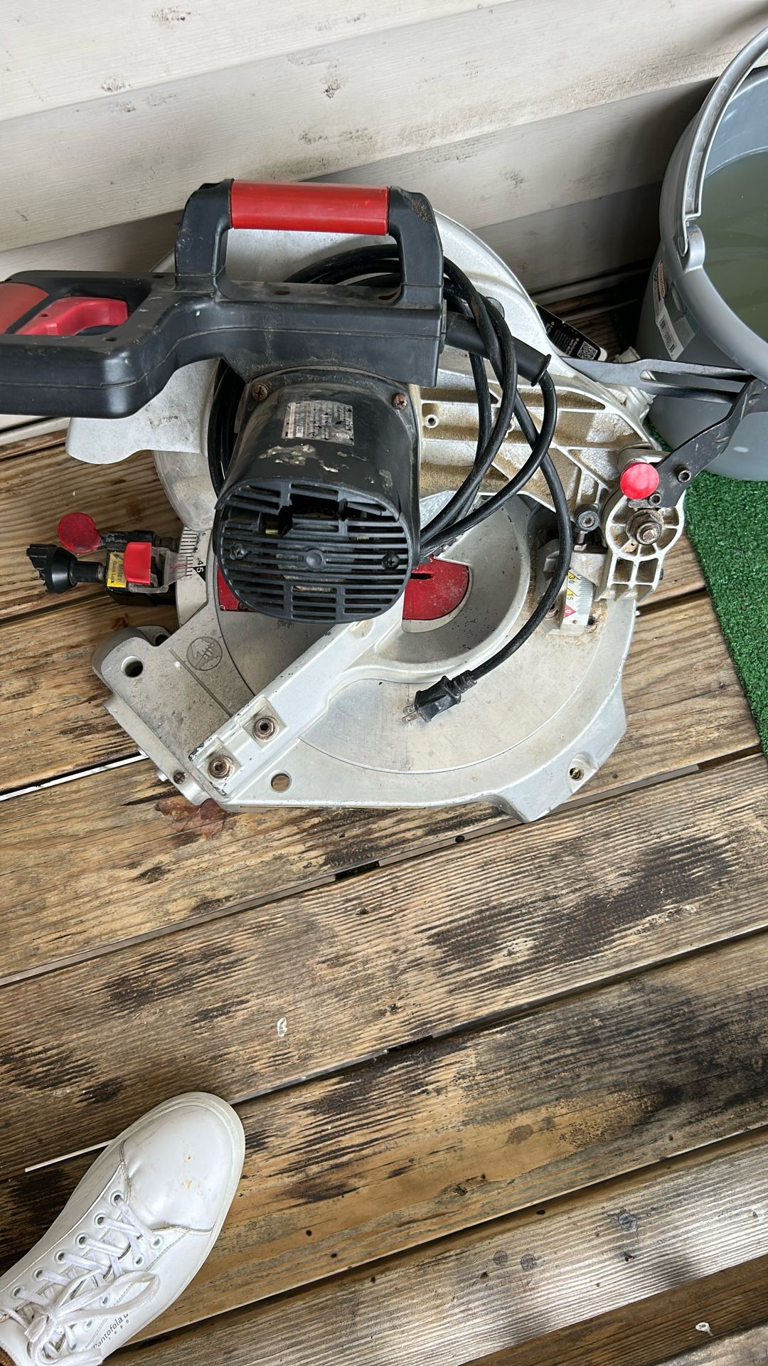 Craftsman Compound Miter Saw