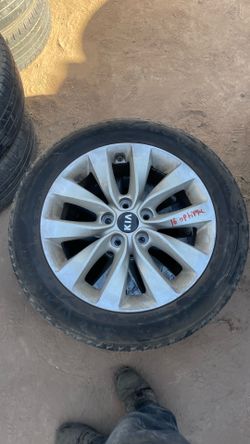17 in Kia optima wheel and tire