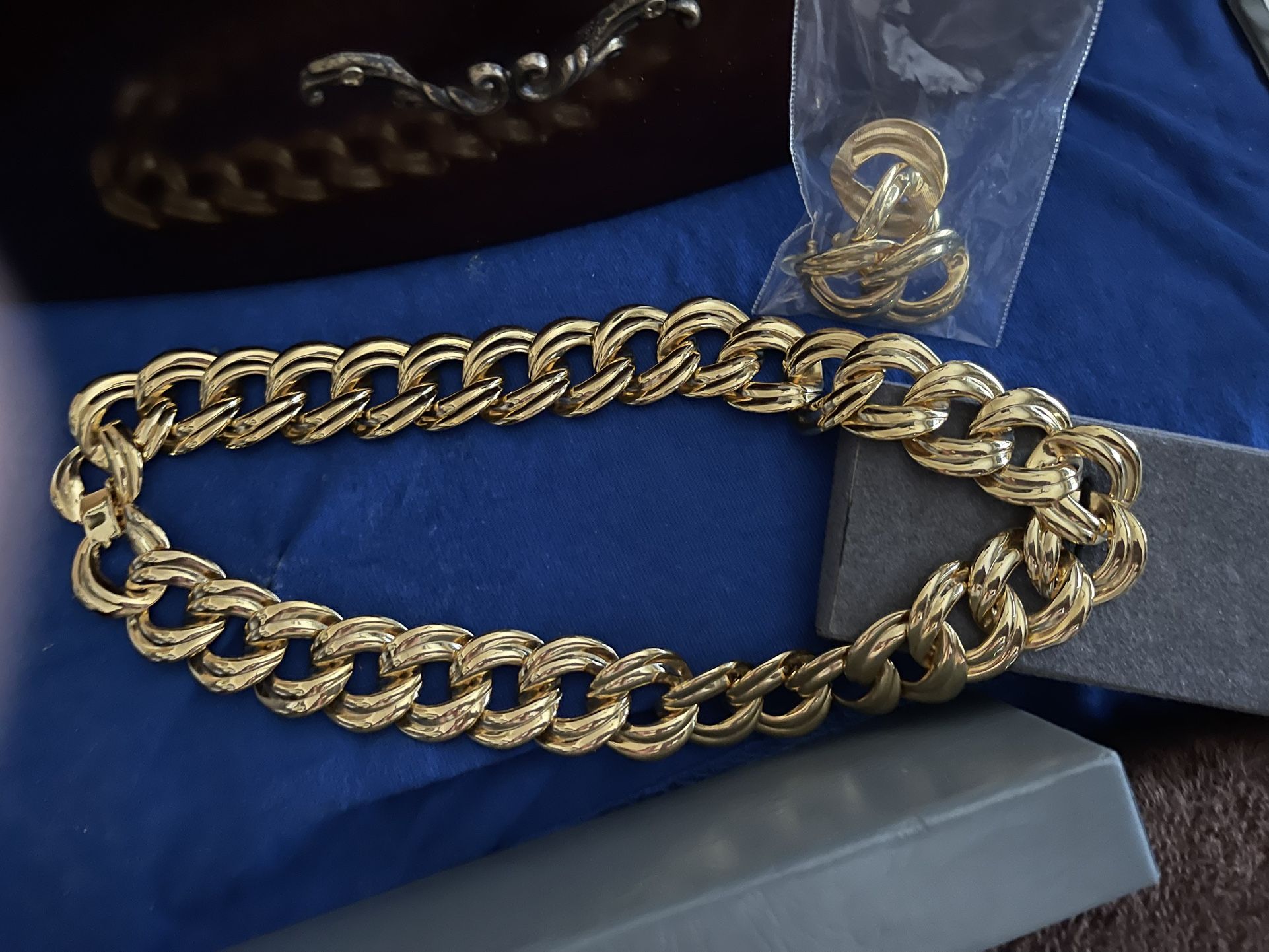Gold Necklace With Earrings