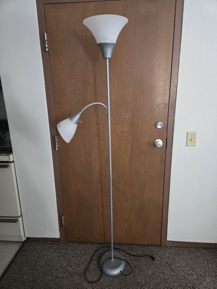 Floor Lamp BULBS INCLUDED