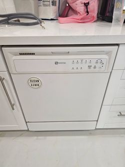 Maytag dishwasher
