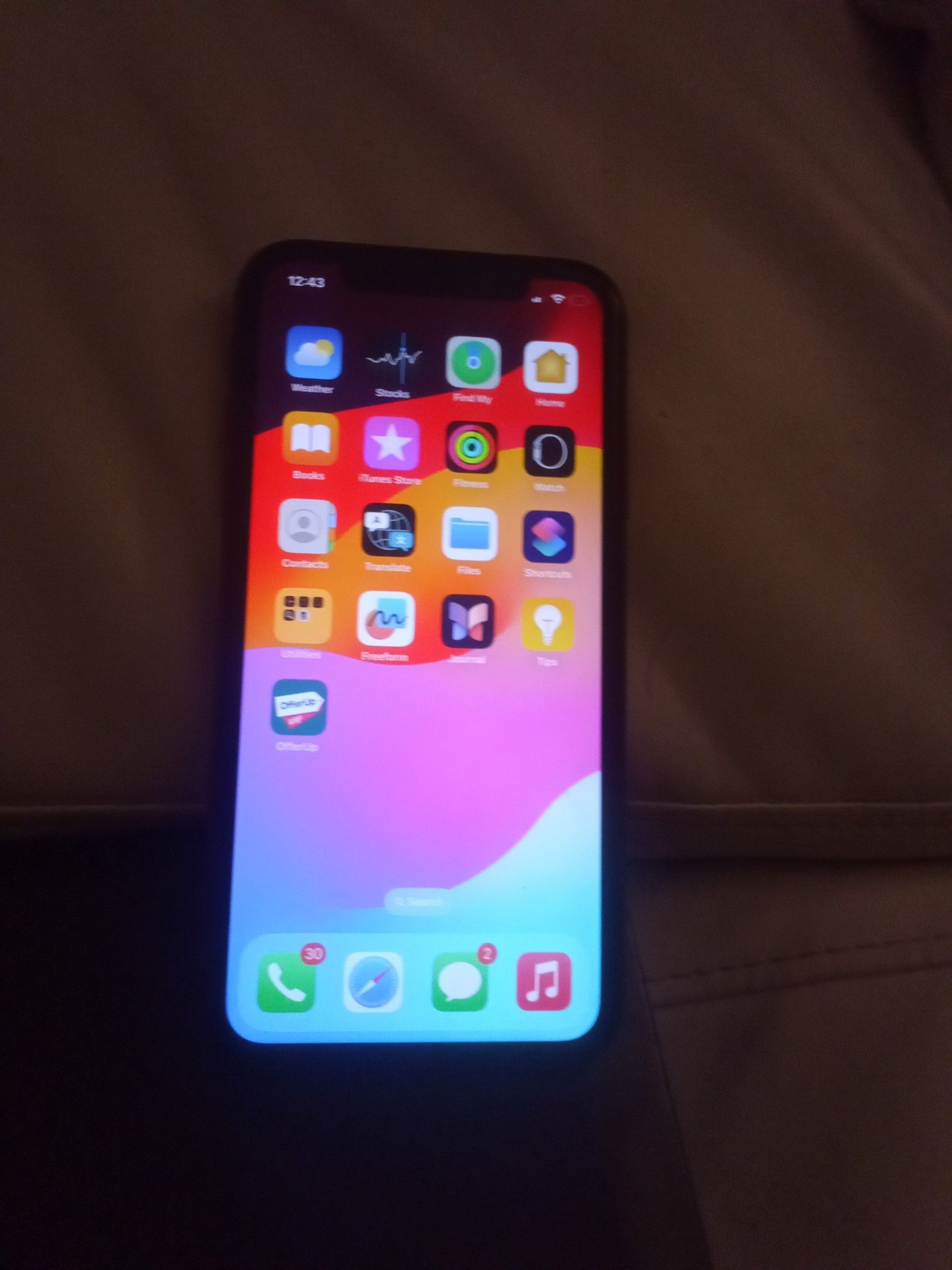 iPhone  X-r.  Unlocked