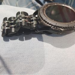 Samsung Gear S3 Frontier Smartwatch w/ 2 Bands – Great Condition