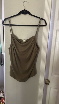 H&M olive green top