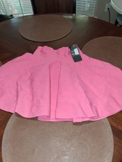 New hot pink skirt young lady size m