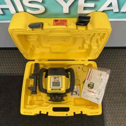 Leica Rugby 670/680 Automatic Dual-Slope Level Kit 