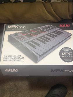 AKAI mpk mini keyboard