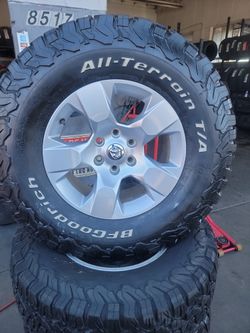 Used Wheel 18 Tire Size 35 12 50 18$700