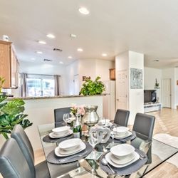 Z Gallery Dining Set