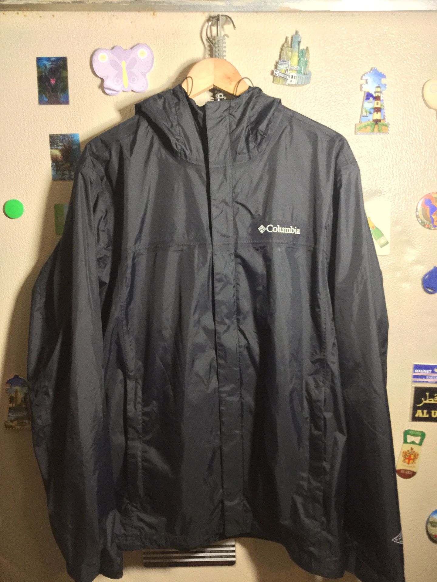 Men’s Columbia waterproof breathable rain jacket