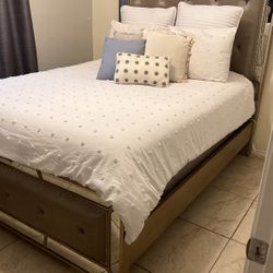 Queen Bed & Dresser