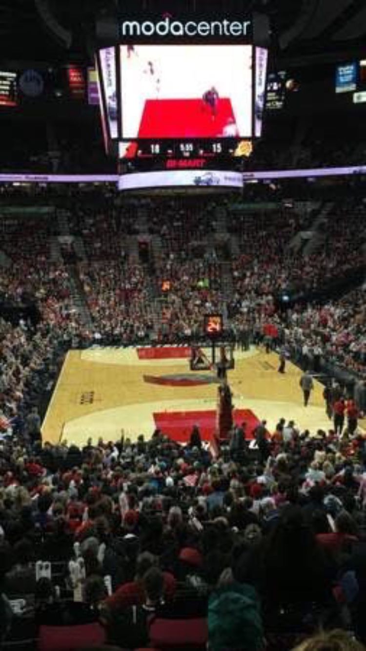Blazers vs Lakers & Lebron! 2 tickets, lower 200 level