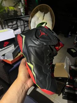 Marvin the Martian Jordan Retro Size 11 Men’s Shoe Sneaker